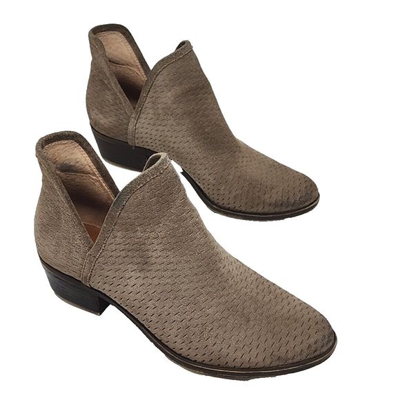 Lucky Brand Ankle Bootie Boot Tan Suede 1.5" Heel Women's 7.5 Shoe Perforated - Picture 1 of 16